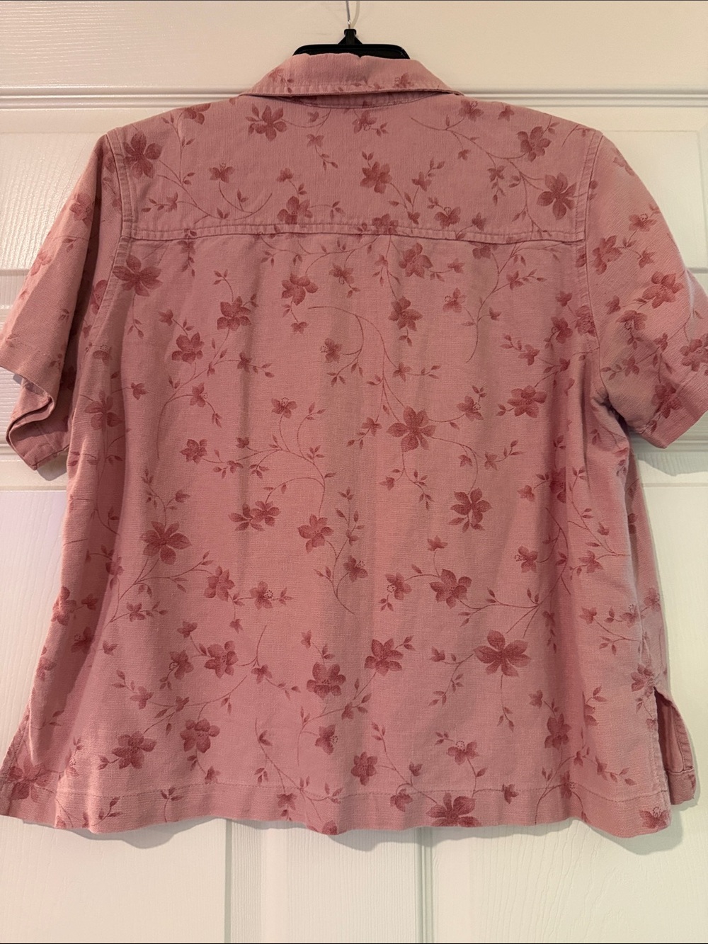 Erika Pink Floral Button-Up Shirt - Picture 3 of 3